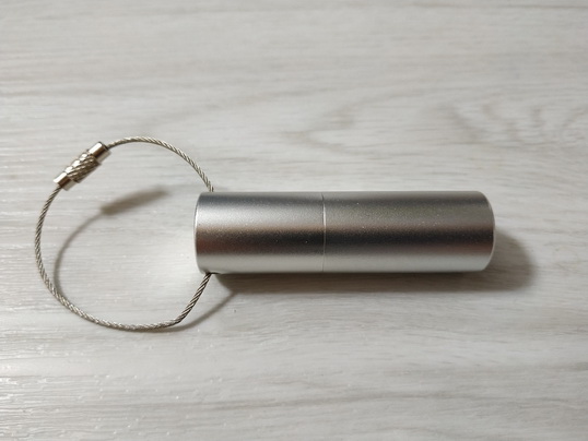Llavero USB impermeable